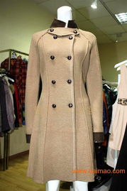 掘金時尚藍海 中高檔庫存女裝批發(fā)與零售的新機遇